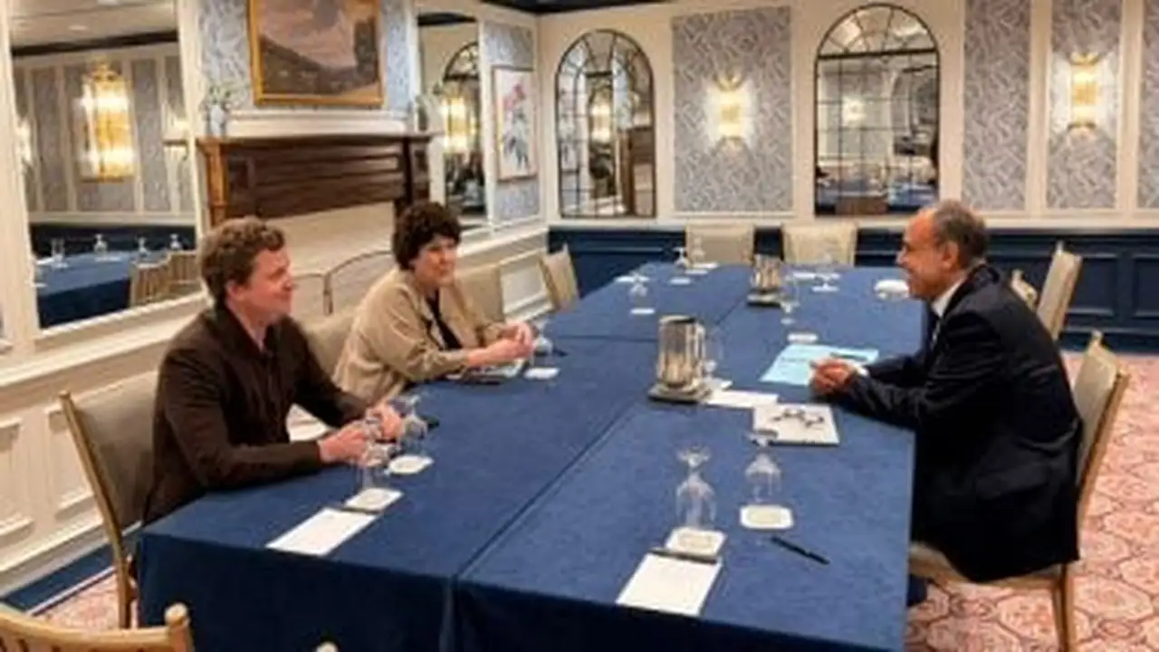 وزير الخارجية يبحث مع واشنطن بوست جهود مصر لخفض حدة التصعيد الإقليمي